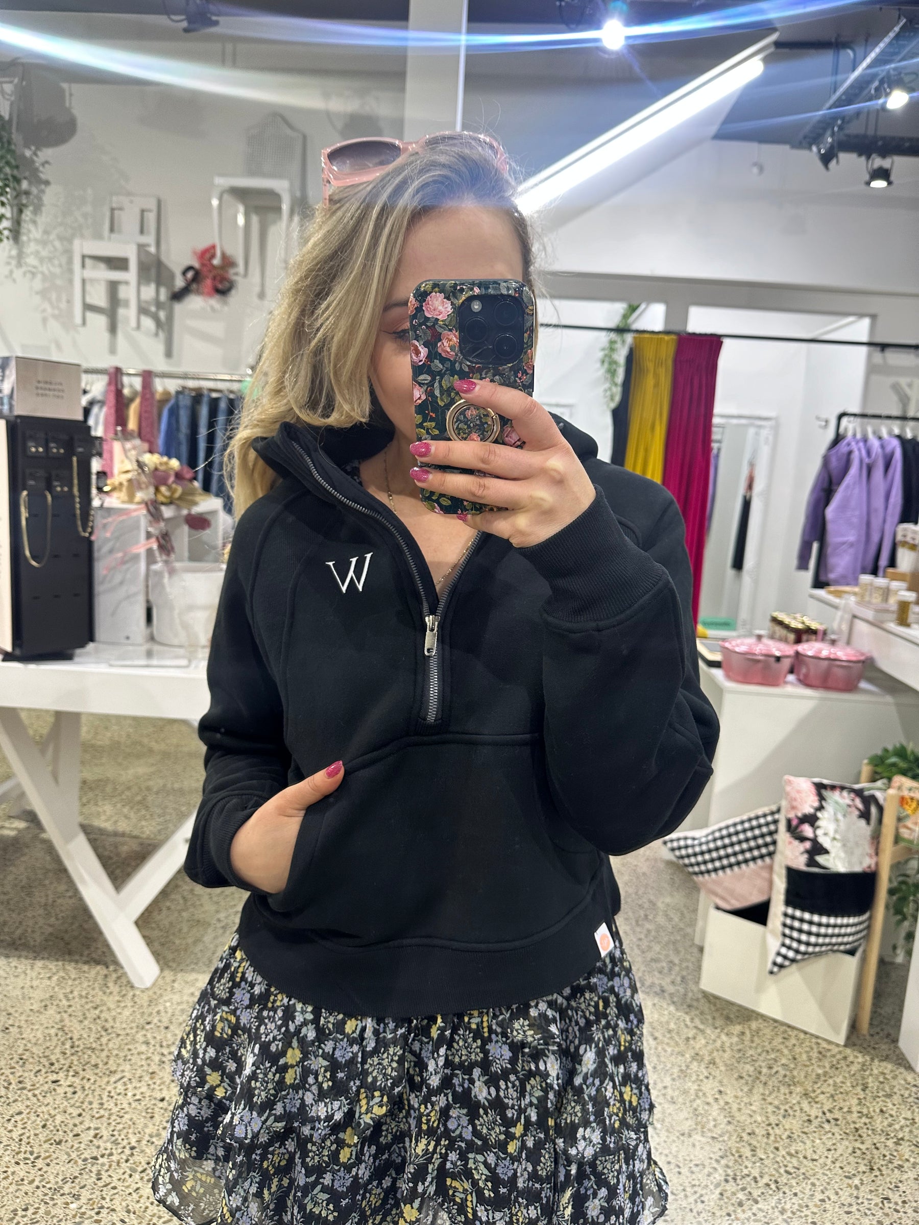 Winnie Cropped Hoodie - Black
