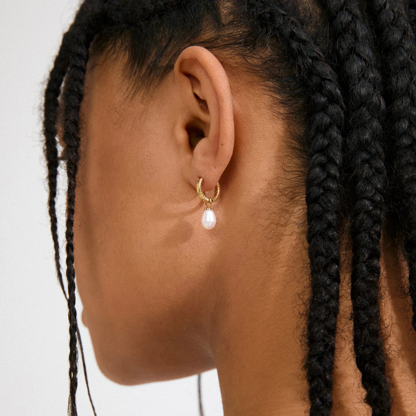 Elliana White Earrings