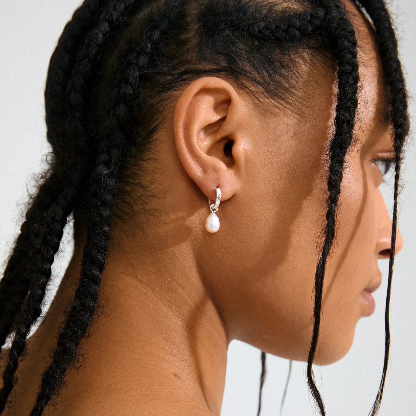 Elliana White Earrings