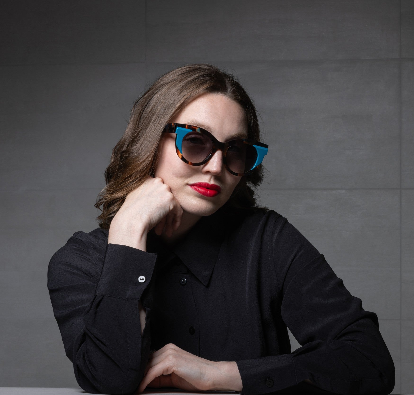 HappyToSitOnYourFace - Croupier Blue