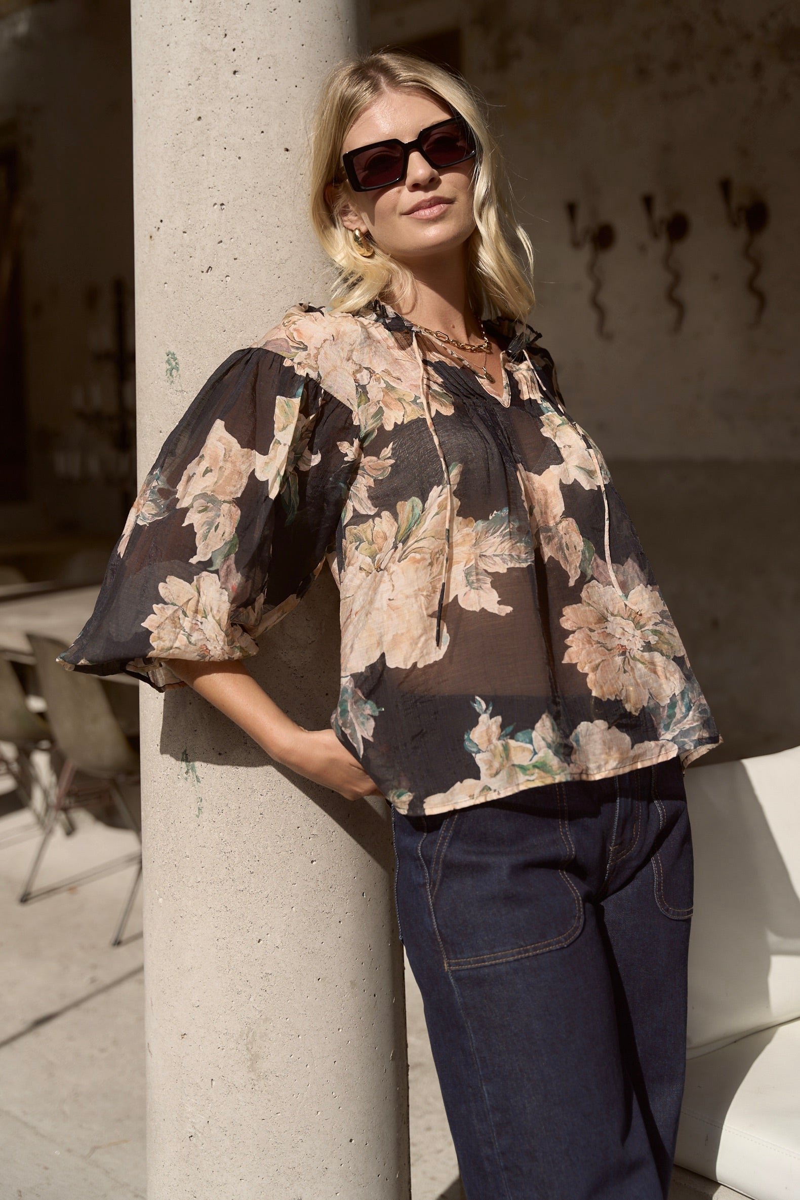 Refined Navy Peach Floral LS Pintuck Top