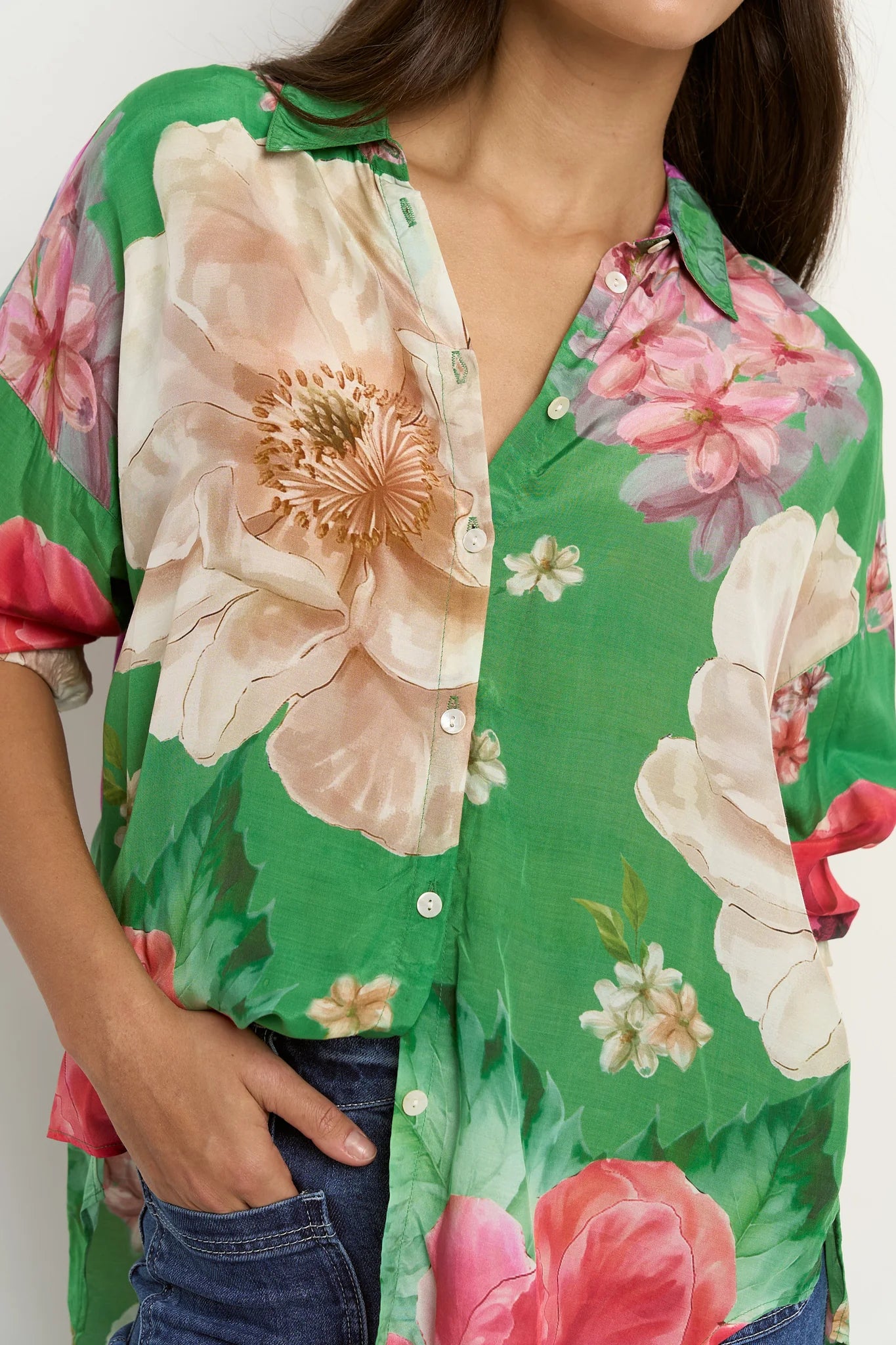 Swipe Apple Floral Oversized Event Shirt