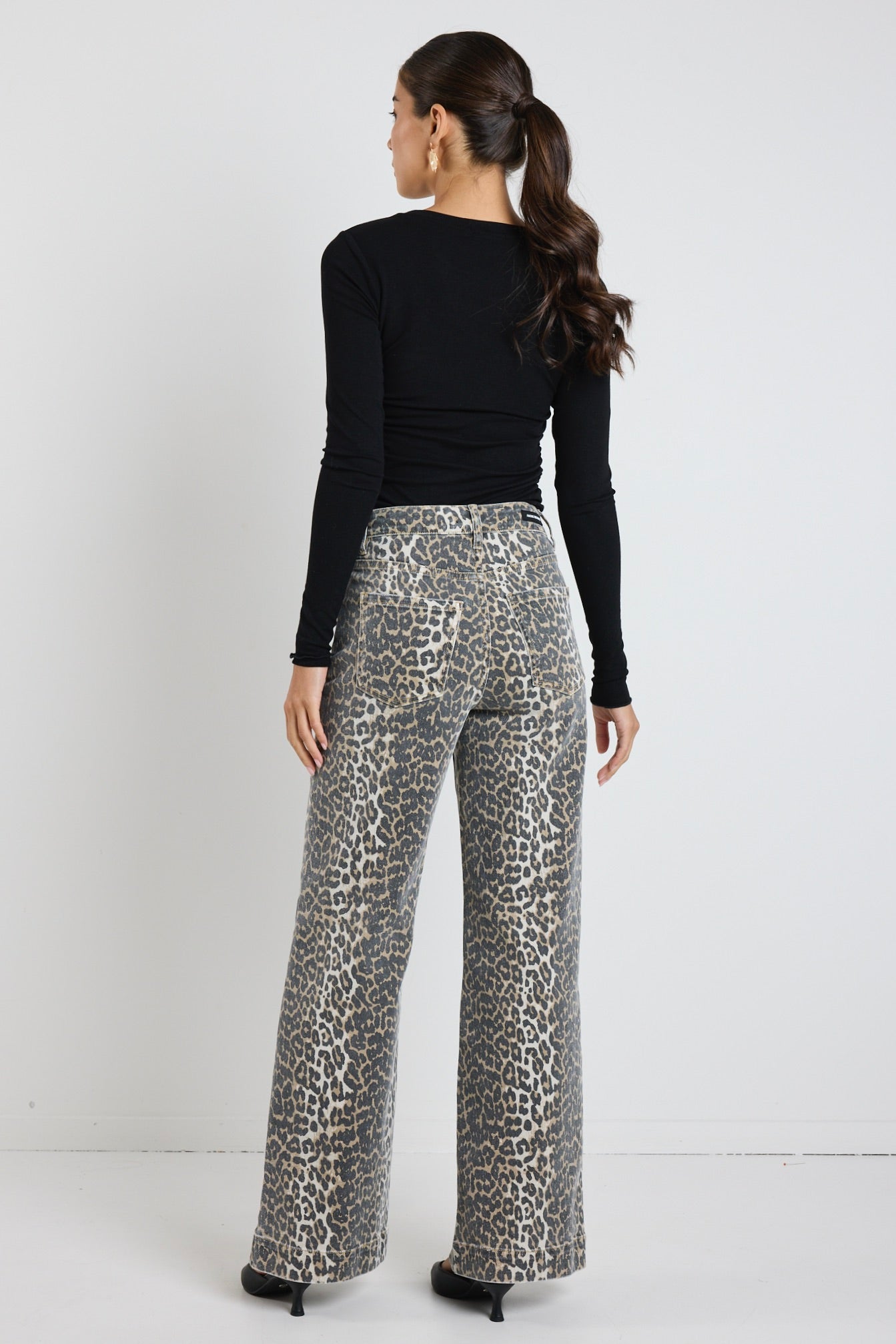 Zoey Leopard High Rise Wide Leg Pocket Jean