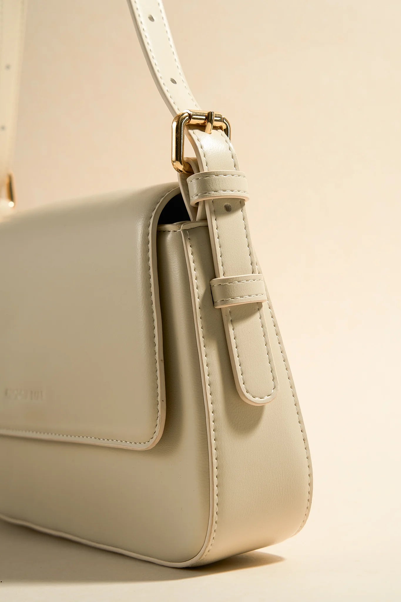 Date Night Cream Shoulder Bag