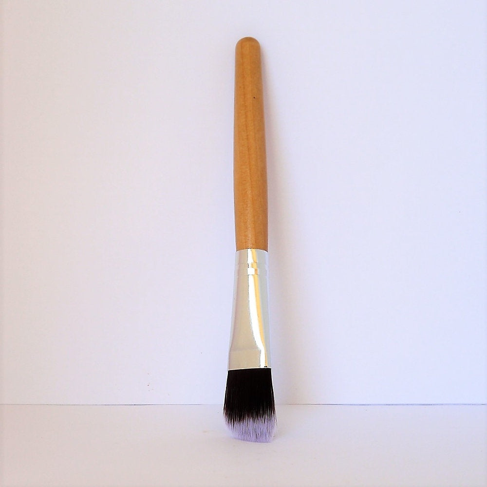 FACIAL MASK BRUSH