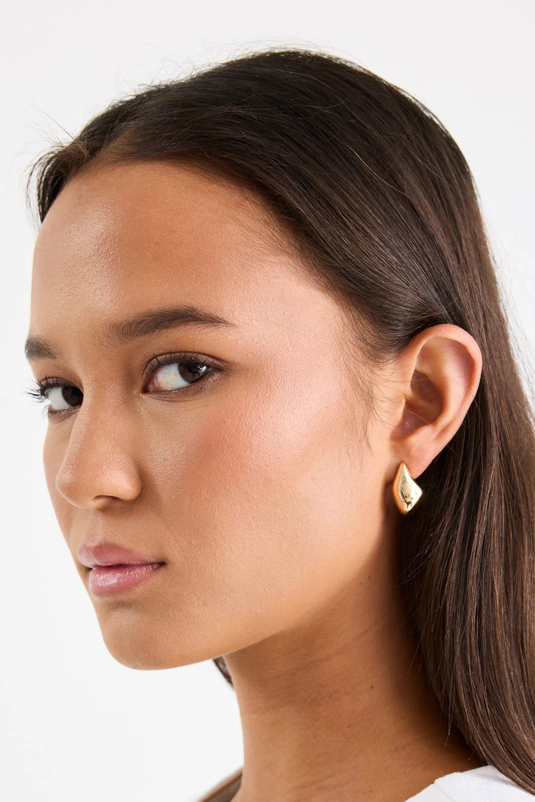 Diamond Gold Teardrop Stud Earring
