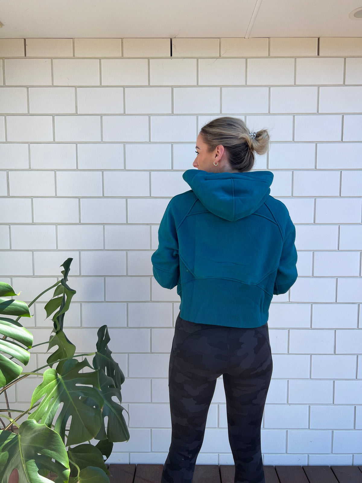 Winnie Cropped Hoodie - Peacock