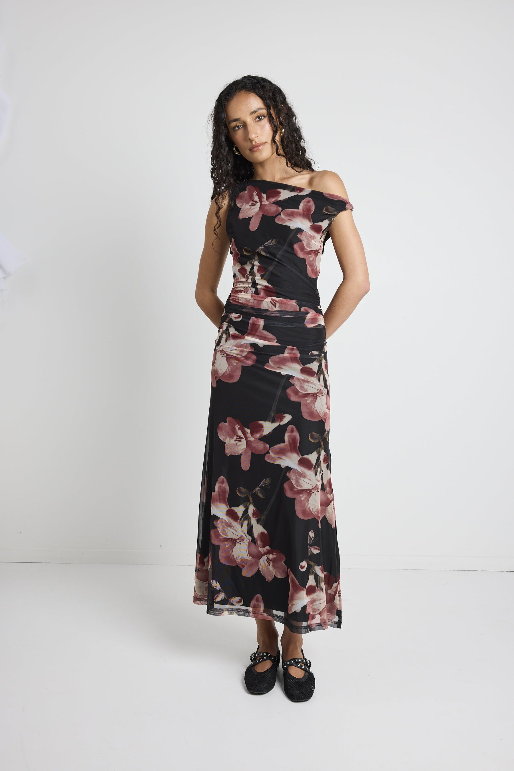 Method Blush Floral Mesh Twist Shoulder Midi Dress